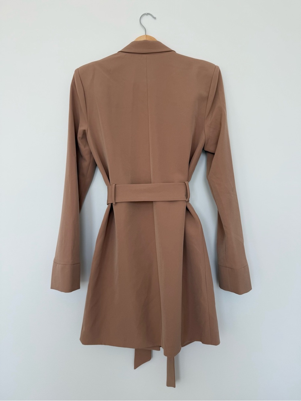 Camila Coelho Dusty Camel Blazer relisted - Picture 3 of 5